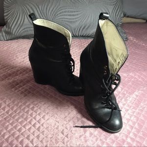 Authentic Leather MINIMARKET Wedge Booties
